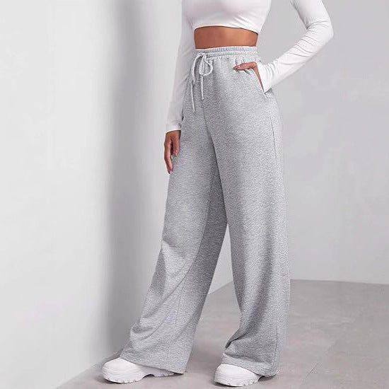 Women's wide Relaxed Fit leisure pants with elastic waistband and practical pockets Chic & Stil