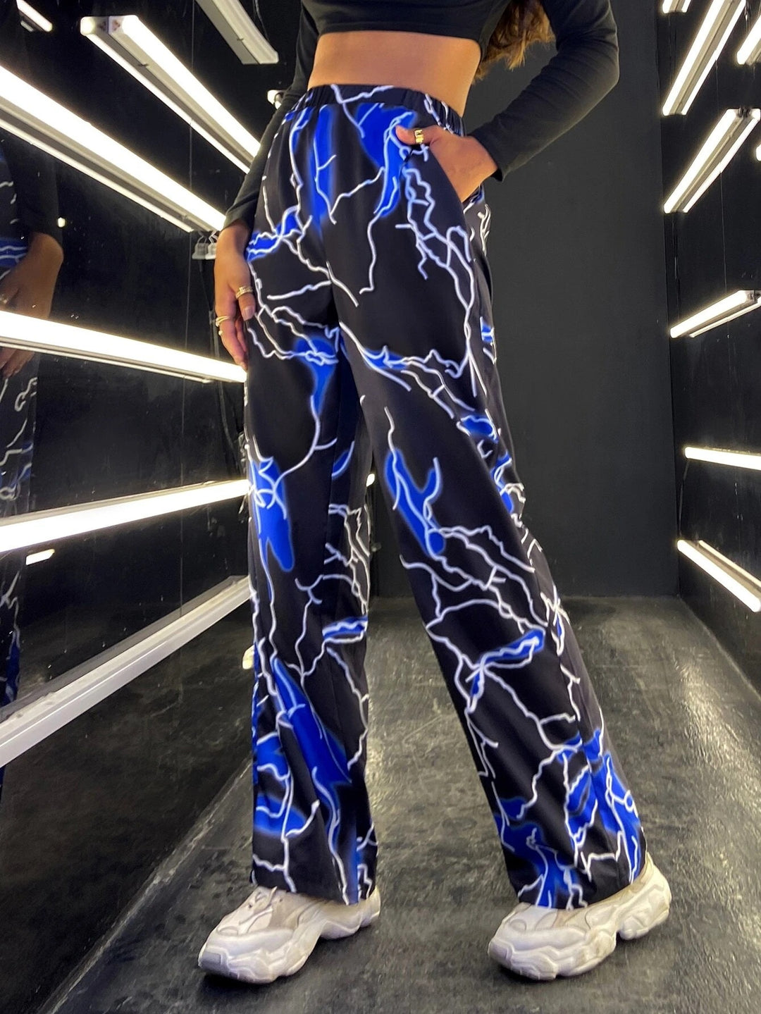 Women wide stylish pants with unique shine effect Lune London