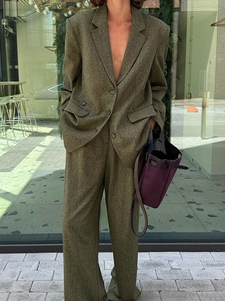 Women Elegant blazer jacket with fine texture and classic details Lune London