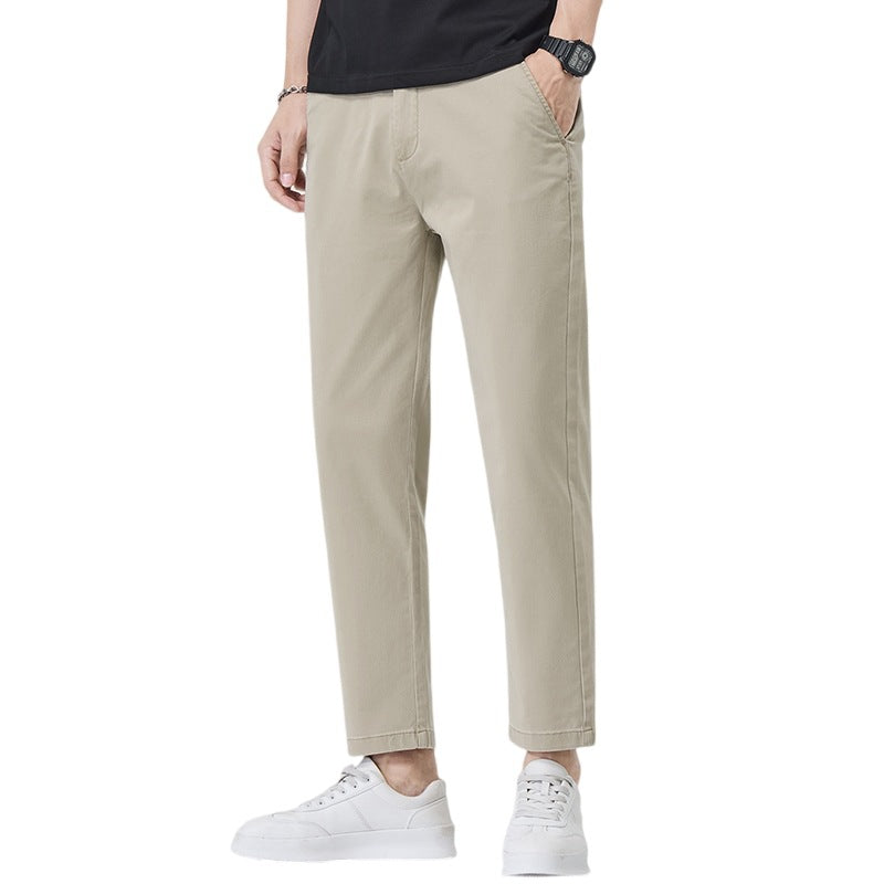 Men's chino pants with a relaxed fit and practical side pockets Lune London