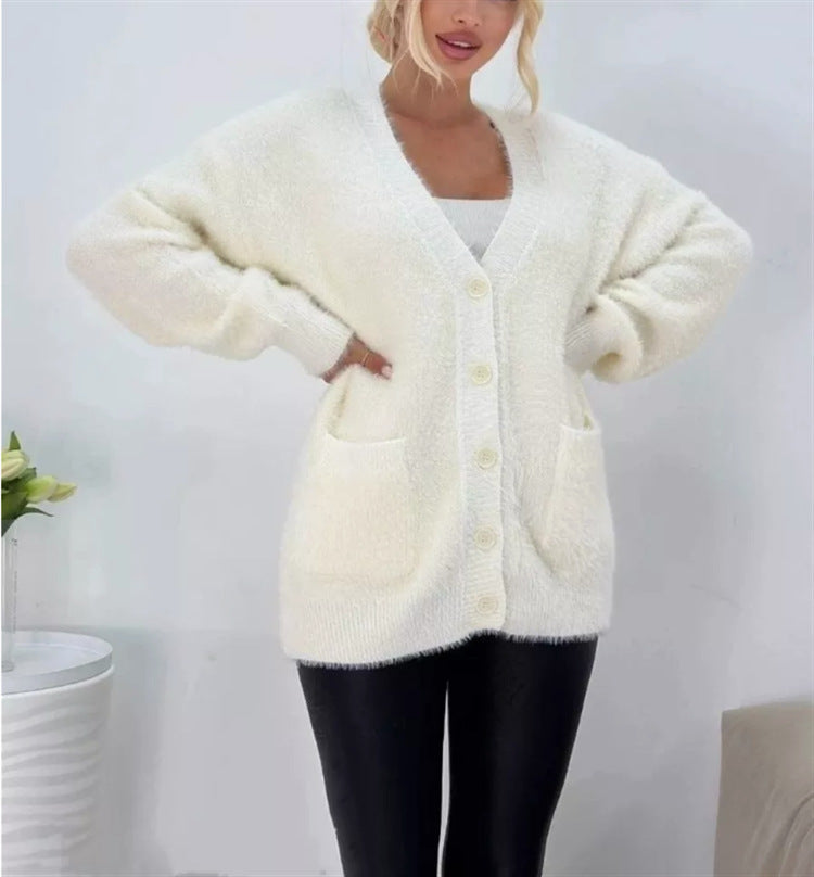 Ladies Plush Cardigan with Large Pockets and Relaxed Fit Lune London