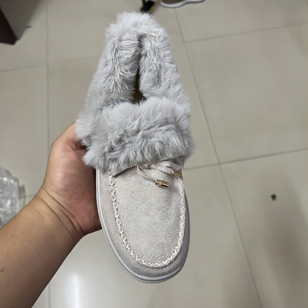 Women's sneakers with faux fur collar Lune London