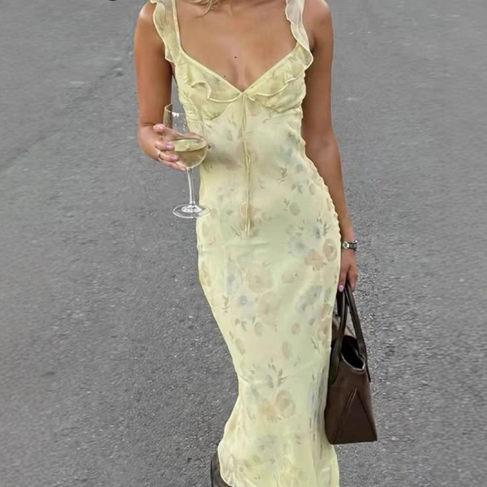 Maxi dress for women with floral lace embellishments and elegant V-neck Lune London