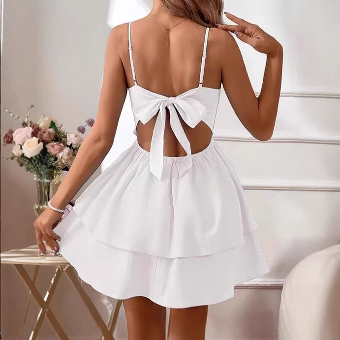 Short dress for women with adjustable spaghetti straps and flared skirt Lune London