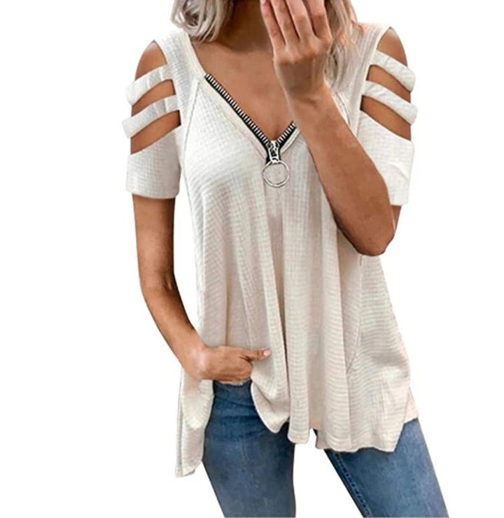 Ladies knit sweater with trendy cut-out sleeves Lune London