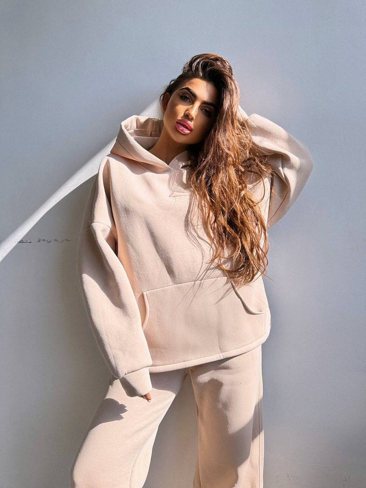 Women's casual hoodie and wide pants set Chic & Stil