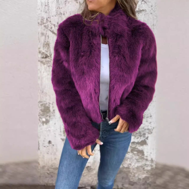 Ladies comfortable fleece jacket with high collar and zipper Lune London