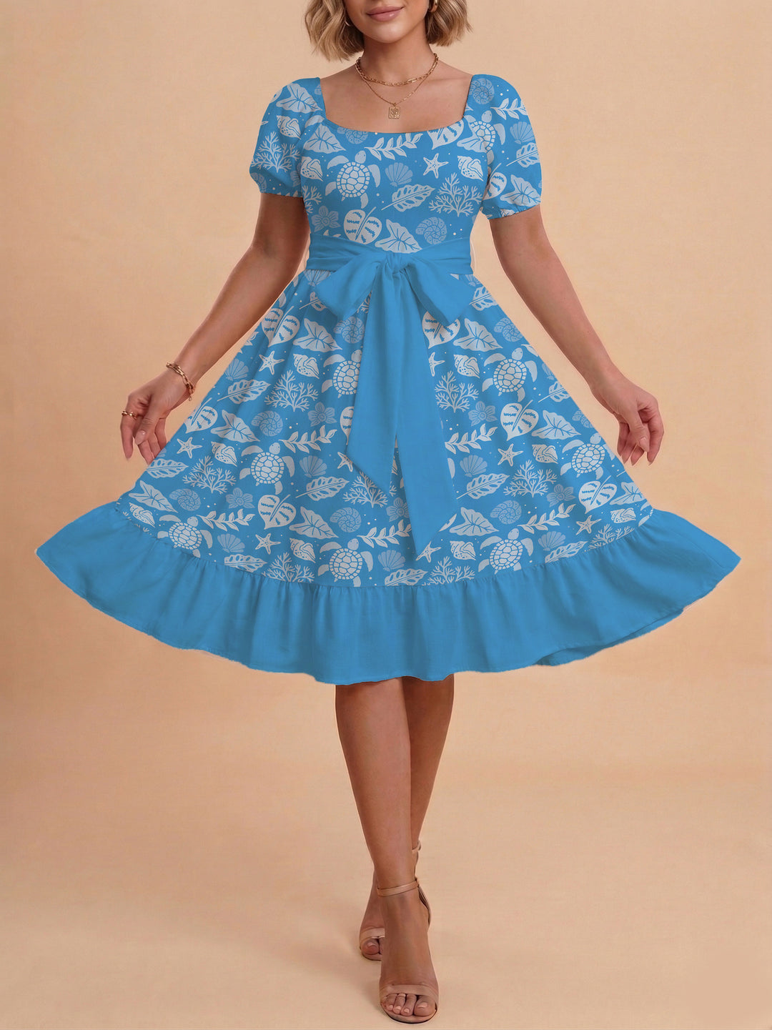 Women's dress with tailored fit and playful floral pattern Lune London