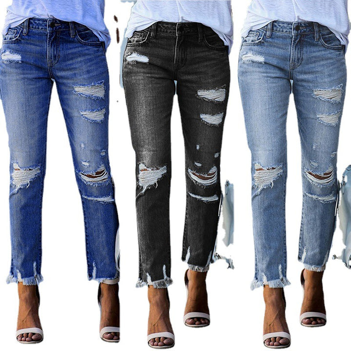Chic and Stylish Destroyed Jeans for Women