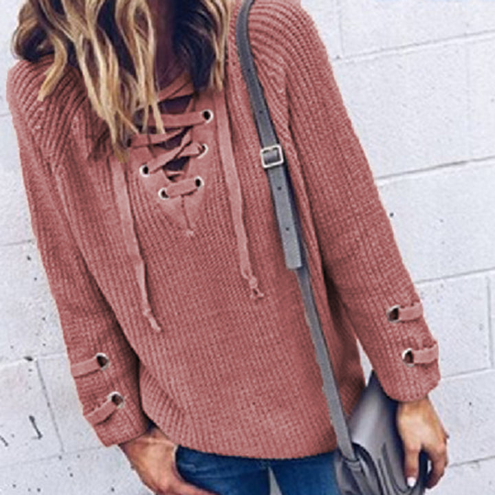 Casual knit sweater for women with decorative lace design and loose sleeves Lune Londonl