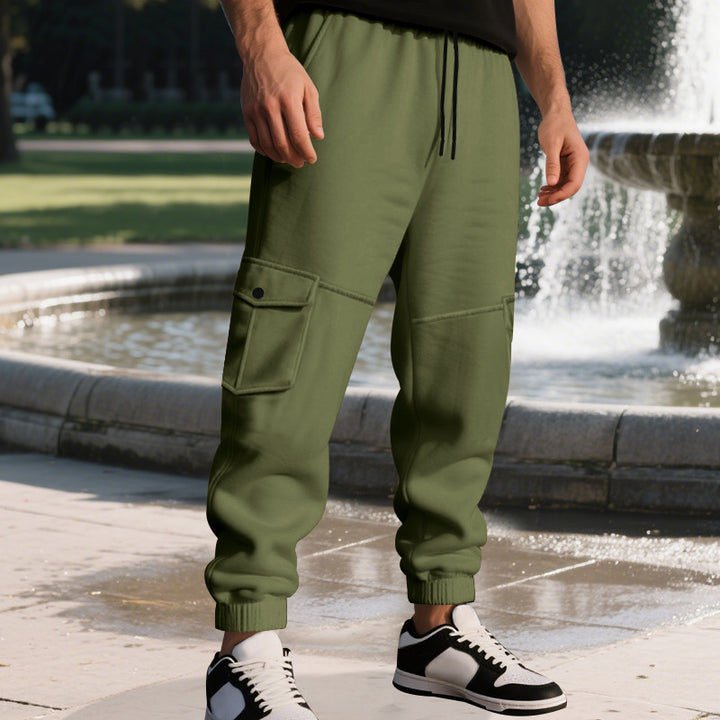 Cargo jogger pants for men with side pockets and elastic waist Lune London