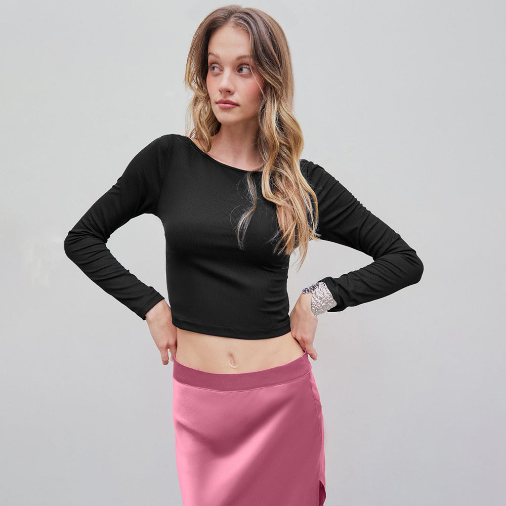 Chic & Stil Elegant round neck long sleeve crop top for women