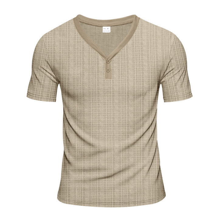 Men's short sleeve Henley t-shirt with geometric structure design and trendy V-neck Lune London