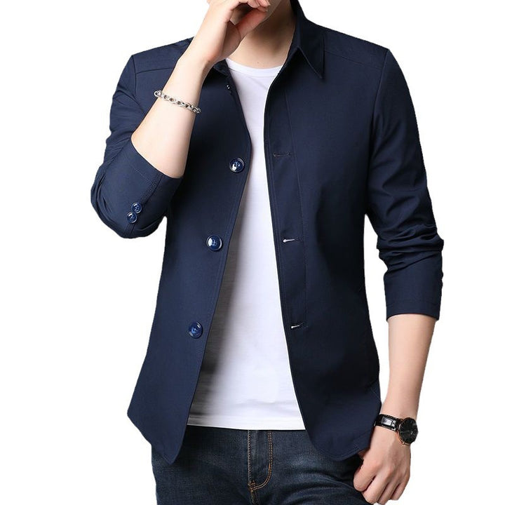 Casual transitional jacket for men with a modern fit and practical pockets Lune London