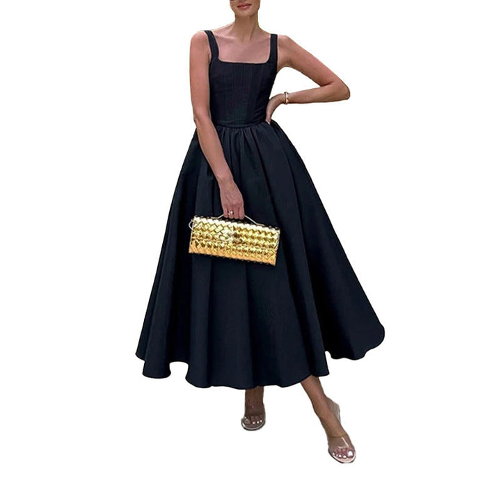 Women Elegant Ball Gown with a Fitted Bodice and Soft, Flowy Skirt Lune London