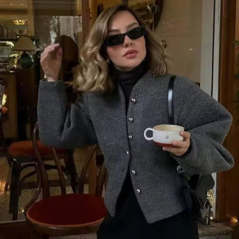 Veste élégante courte pour femmes en mélange de laine fine avec des boutons scintillants Chic & Stil
