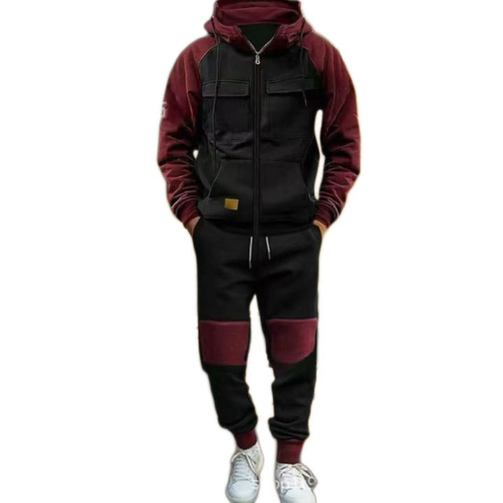 Functional leisure suit for men with practical pockets Lune London