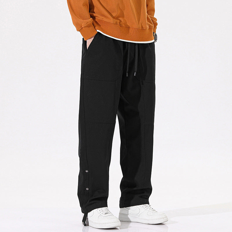 Men's cargo pants with practical side pockets and relaxed fit Lune London