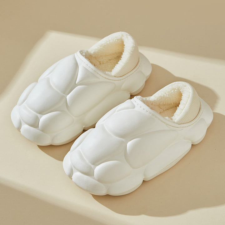 Women's slippers with non-slip sole and soft lining Lune London