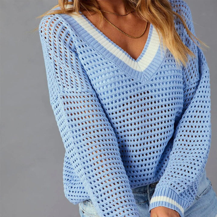 Oversized casual style knit sweater for women with V-neck and ribbed edges Lune London