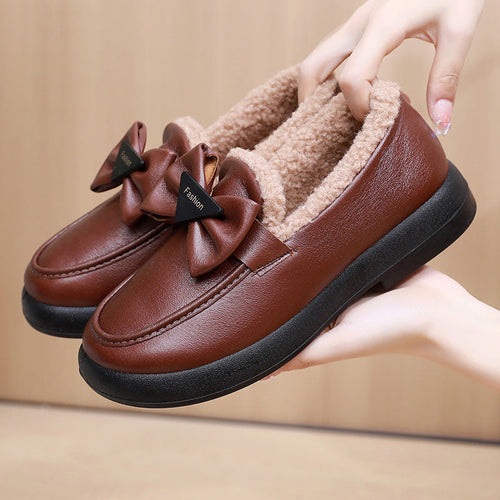 Lune London | Women's Cozy Slippers with Fashionable Bow Accent