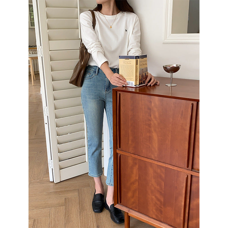 Women's casual long sleeve shirt with minimalist details Chic & Stil