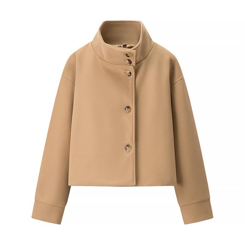 Cropped jacket for women with high collar and practical buttons Lune London