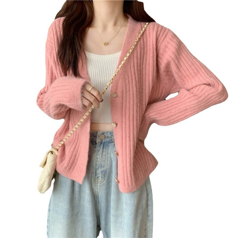 Ribbed knit cardigan for women with heart-shaped buttons Lune London