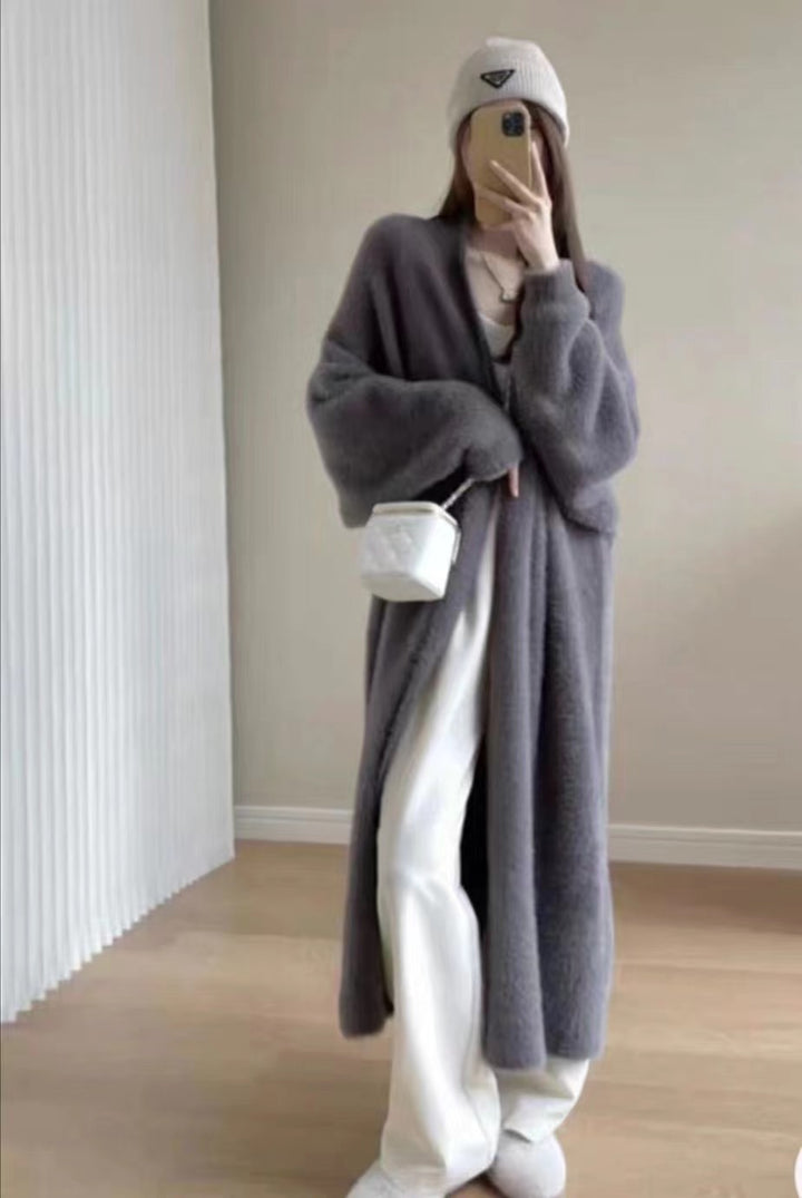 Cardigan Maxi Doux pour Femmes avec Décolleté en V Profond et Silhouette Oversize Chic & Stil