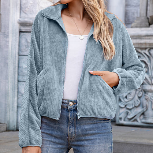 Fleece jacket for women with high collar and practical pockets Lune London