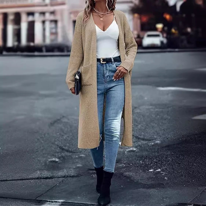 Woman Long knitted cardigan with deep pockets and open cut Lune London
