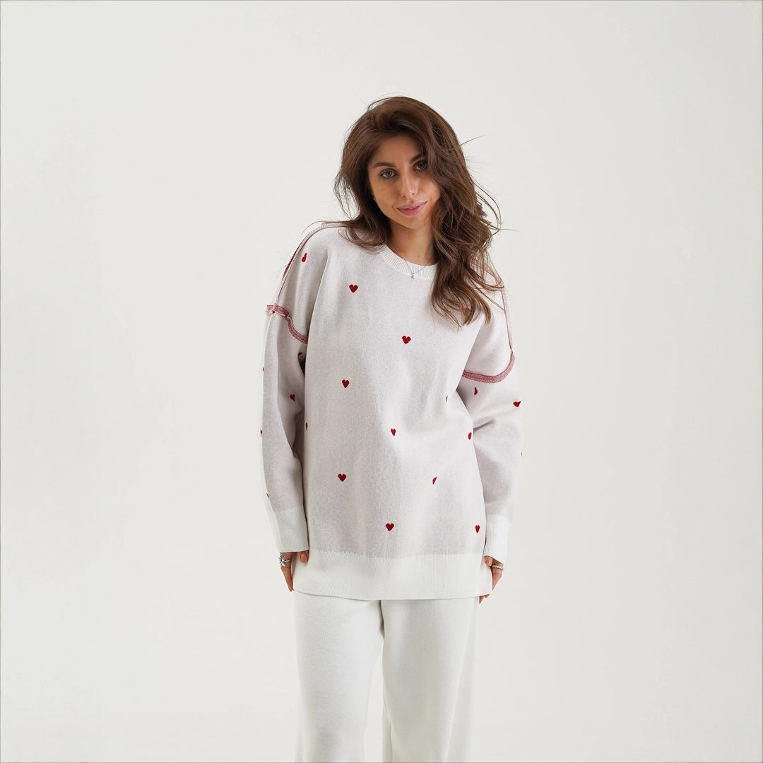 Women's sweater with heart-shaped embroidery and casual fit Lune London
