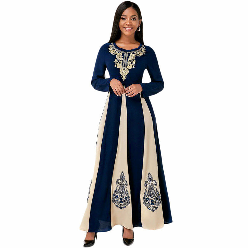 Elegant maxi dress for women with an elaborate embroidered pattern Lune London