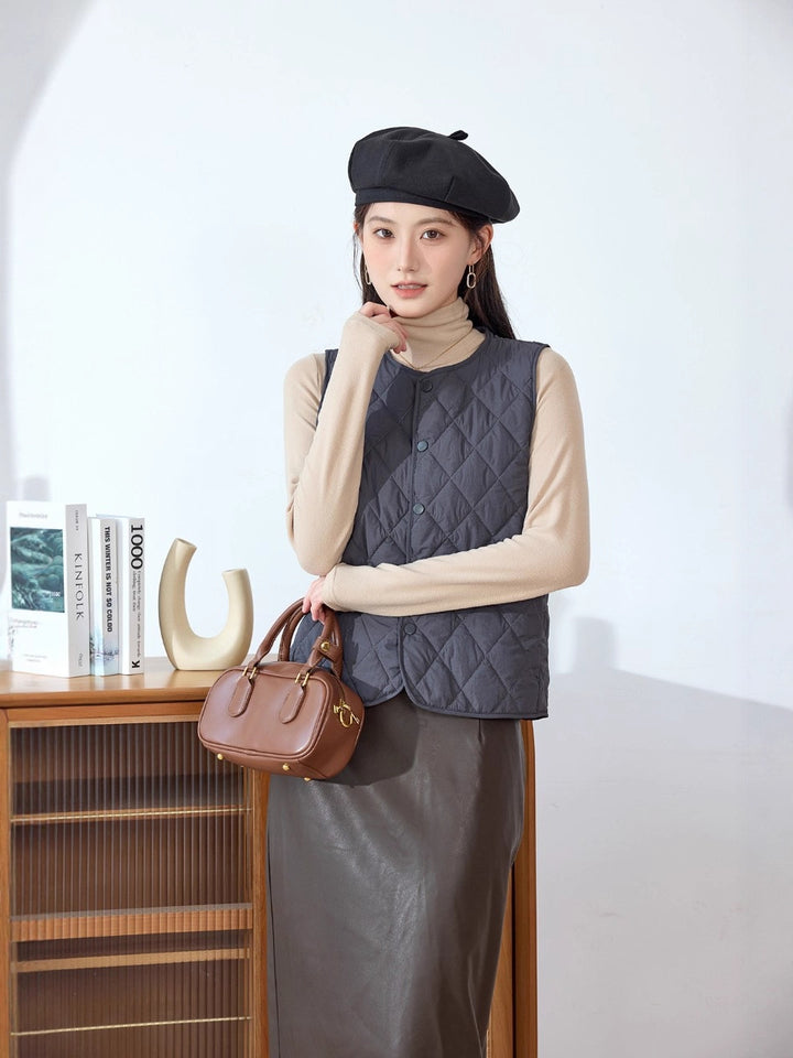 Ladies reversible quilted vest Lune London