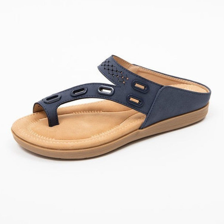 Comfortable strap sandals for women with special straps and a comfortable insole Lune London