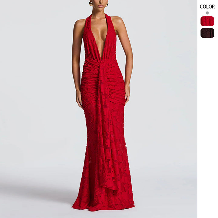 Glamorous evening dress for women with deep V-neck and ruched texture Chic & Stil