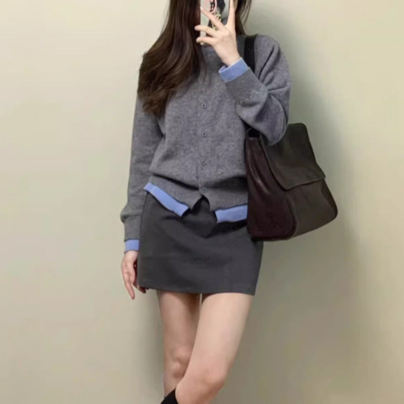 Cardigan en tricot élégant pour femmes avec de fins détails contrastés Chic & Stil