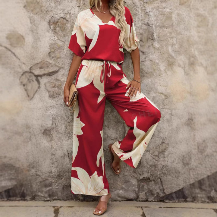 Ladies Elegant Jumpsuit with floral patterns and wide leg Lune London
