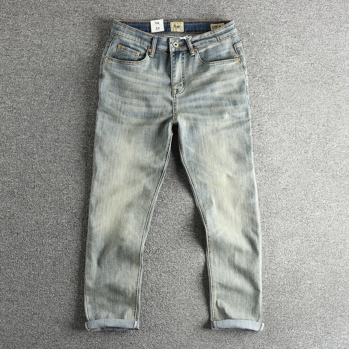 Slim fit jeans for women with a comfortable cut and a casual vintage look Lune London