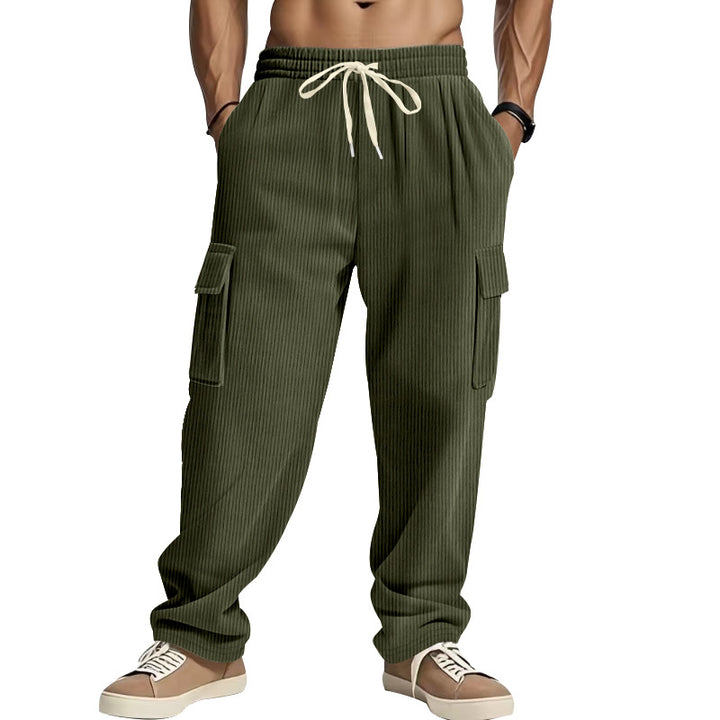 Casual cargo pants for men with practical pockets and elastic waist Lune London