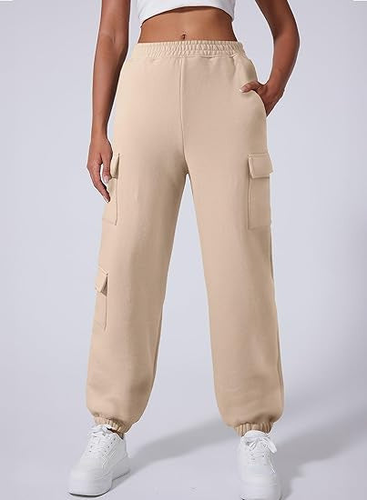 Cargo pants for ladies with elastic waist and practical side pockets Lune London