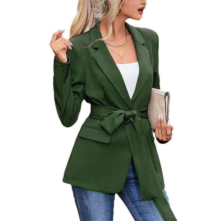 Elegant blazer for women with a belt at the waist and pockets Lune London