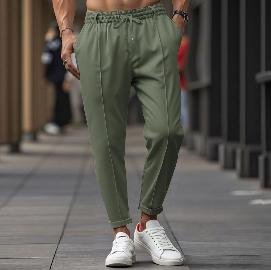 Casual men's jogger pants with elastic waistband and practical side pockets Lune London
