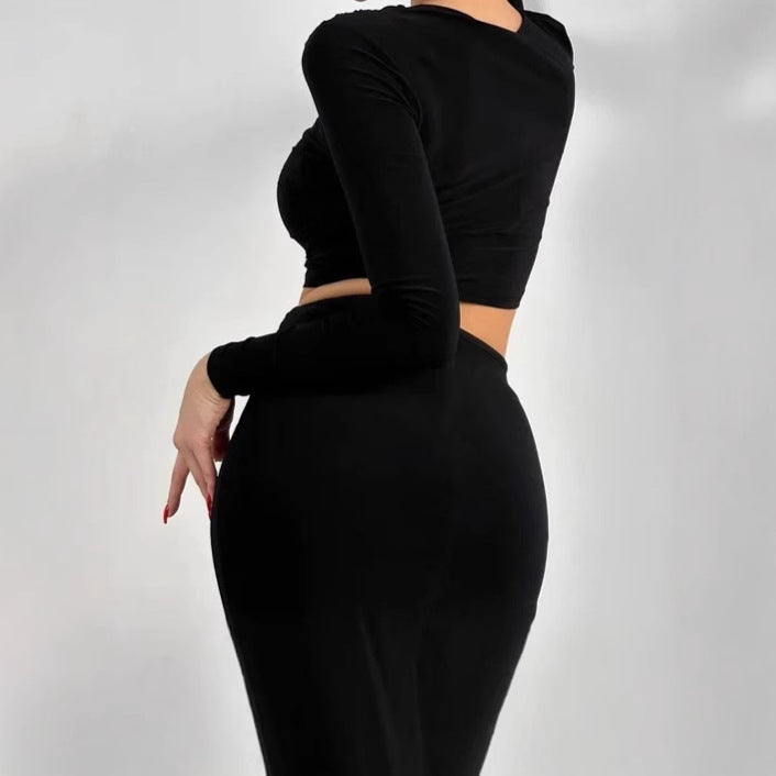 Ladies Elegant Wrap Dress with Long Sleeves and Fitted Cut Lune London