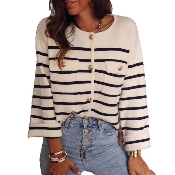 Comfortable cardigan for women with trendy striped pattern and elegant button details Lune London