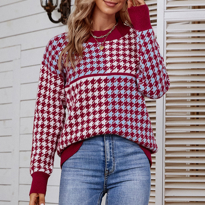 Women cozy knit sweater with a trendy checked pattern and a loose fit Lune London