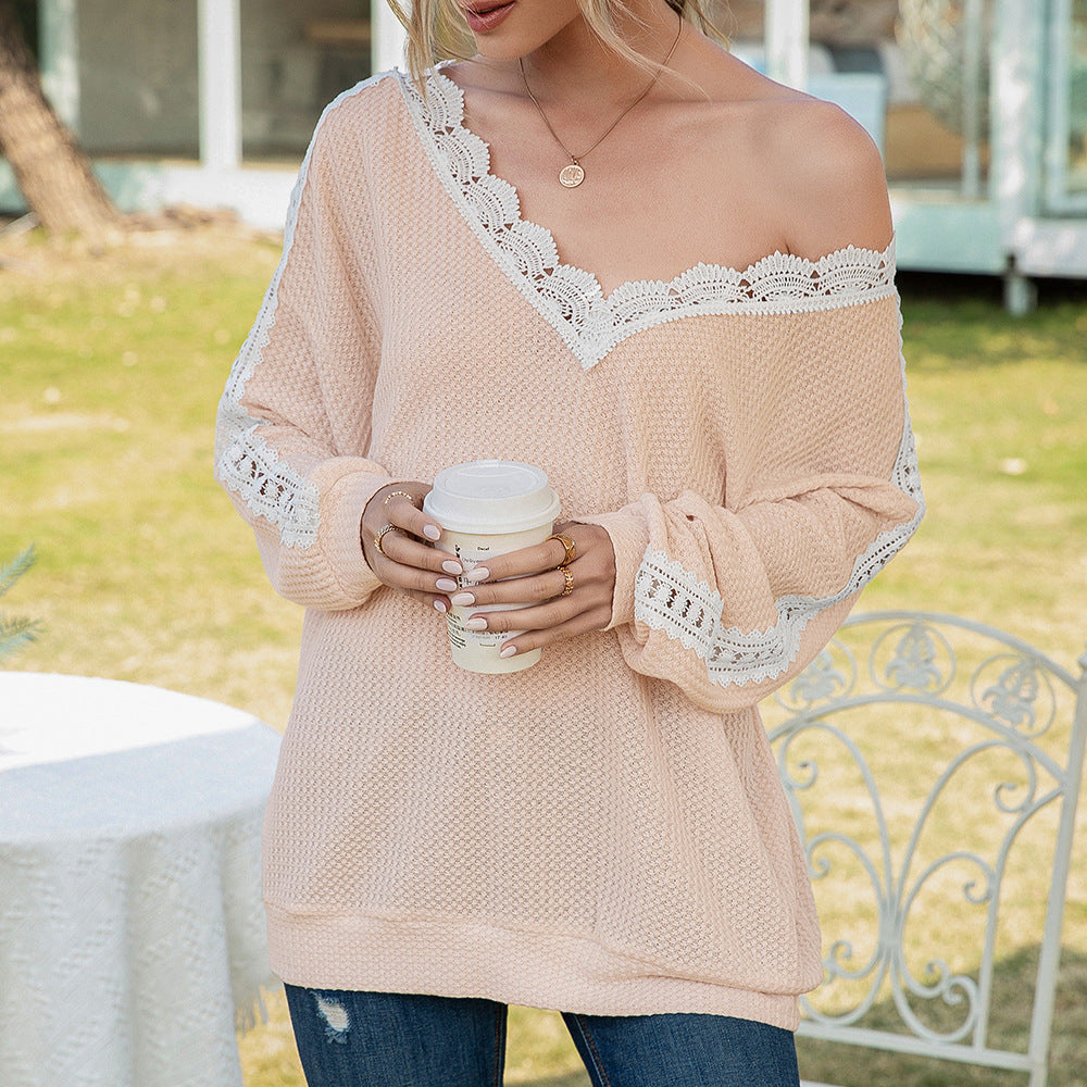 Casual sweater for women with lace and V-neck Lune London