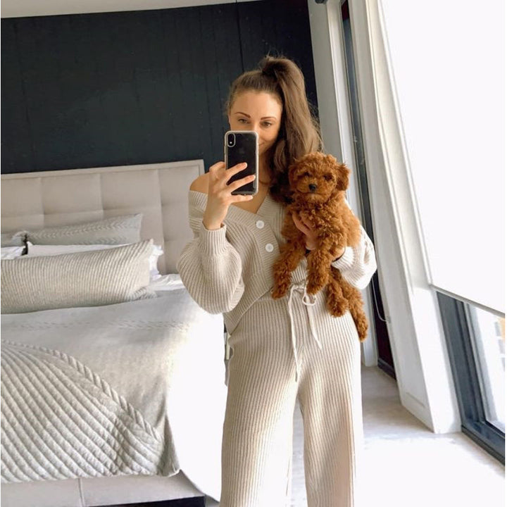 Knit loungewear set for ladies with button top and comfortable pants Lune London