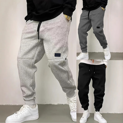 Men's sporty sweatpants with innovative pockets Lune London