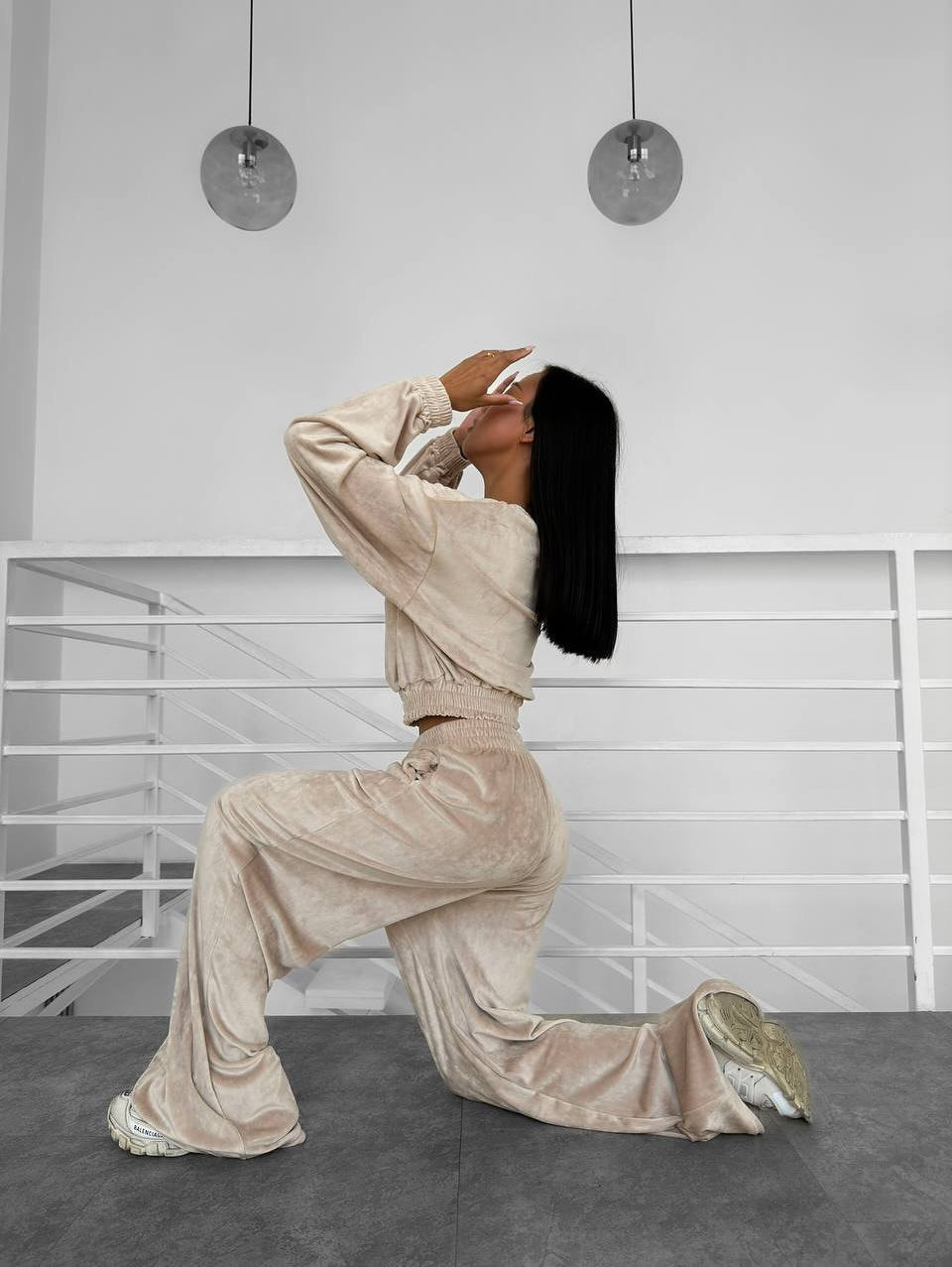 Comfortable polar set for women with a loose fit and an elastic waist Lune London